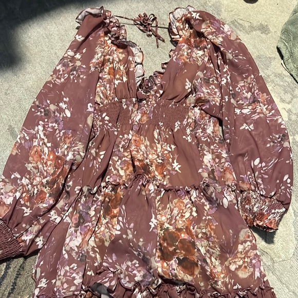 Anna Cai Mini Dress - Picture 1 of 3